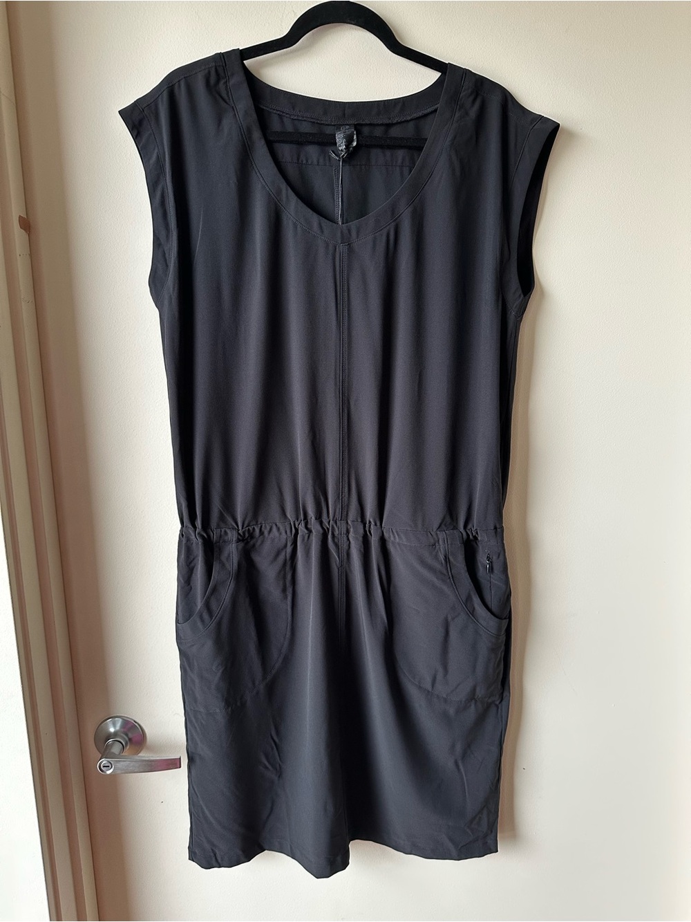 NWT prAna Norma Dress in Black - Size:M Brand New Active Travel Dress